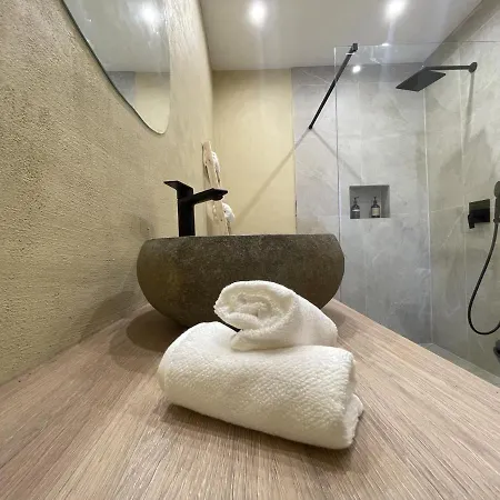 Cozy Matijas With Private Parking And Terrace Apartament Split