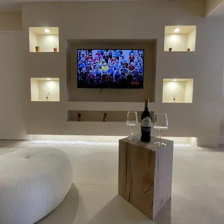 Cozy Matijas With Private Parking And Terrace Daire